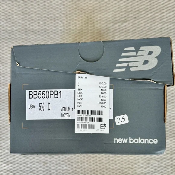 White New Balance 550 Sneakers - Picture 9 of 9